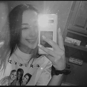 Meet your Posher, Kelsi